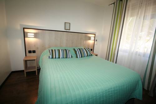 Imagen de la habitación del Hotel The Originals City, Azur, Fos Sur Mer. Foto 3
