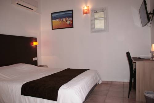 Imagen de la habitación del Hotel The Originals City, Azur, Fos Sur Mer. Foto 15