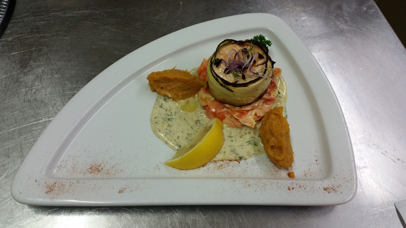 Imagen del bar/restaurante del Hotel The Originals City, Bordeaux Porte Du Bassin. Foto 4