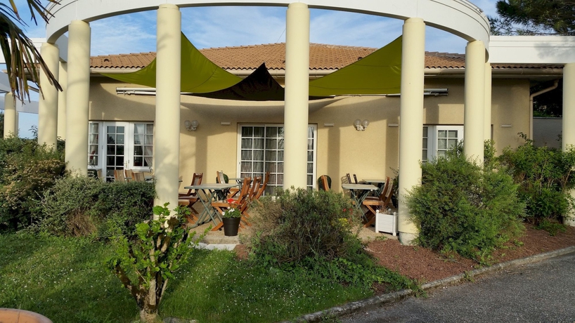 Imagen de los exteriores del Hotel The Originals City, Bordeaux Porte Du Bassin. Foto 10