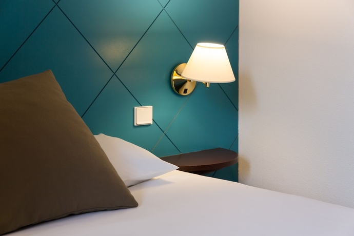 Imagen de la habitación del Hotel The Originals City, Bristol. Foto 9