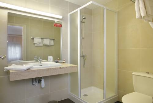 Imagen de la habitación del Hotel The Originals City, Cartier. Foto 7