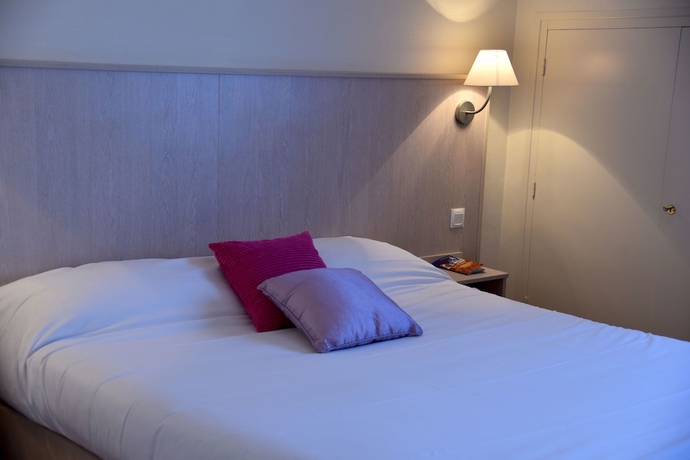 Imagen de la habitación del Hotel The Originals City, Chantecler. Foto 3