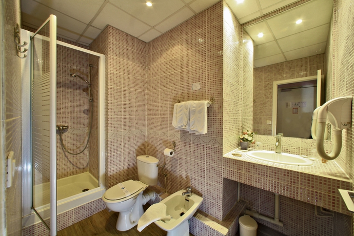 Imagen de la habitación del Hotel The Originals City, De Bordeaux, Bergerac. Foto 4