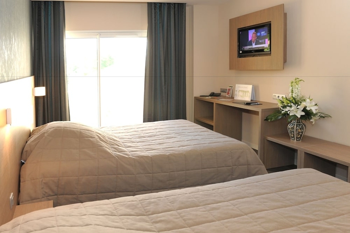 Imagen de la habitación del Hotel The Originals City, De France. Foto 10