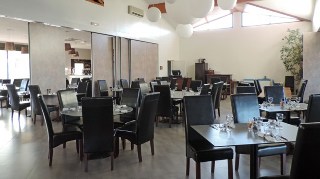 Imagen general del Hotel The Originals City, Des Arts. Foto 3