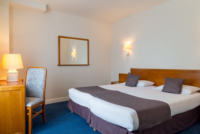 Imagen de la habitación del Hotel The Originals City, Frisia, Beaulieu-sur-mer. Foto 10