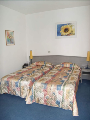 Imagen de la habitación del Hotel The Originals City, Genève, Albertville Nord. Foto 12