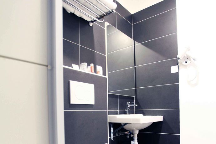 Imagen de la habitación del Hotel The Originals City, Glassy Hôtel, Marne-la-Vallée Est, Meaux. Foto 6