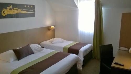 Imagen de la habitación del Hotel The Originals City, H&ocirc;tel Acadine, Le Neubourg. Foto 11