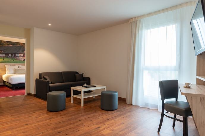 Imagen de la habitación del Hotel The Originals City, H&ocirc;tel Acadine, Pont-Audemer. Foto 3