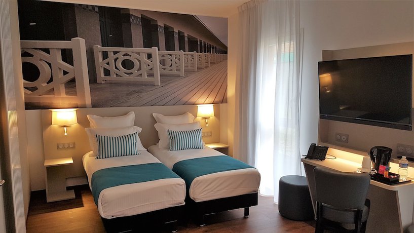 Imagen de la habitación del Hotel The Originals City, H&ocirc;tel Acadine, Pont-Audemer. Foto 9
