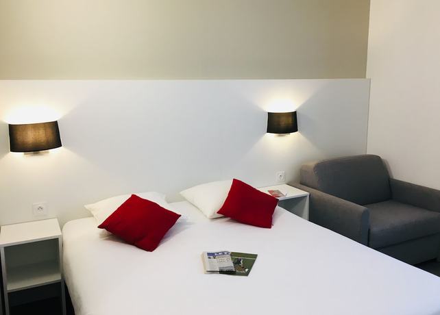 Imagen de la habitación del Hotel The Originals City, H&ocirc;tel Acropole, Bernay. Foto 10