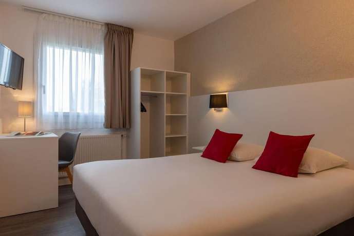 Imagen de la habitación del Hotel The Originals City, H&ocirc;tel Acropole, Bernay. Foto 16