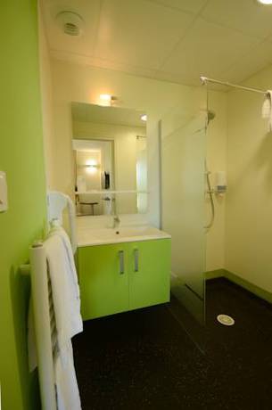 Imagen de la habitación del Hotel The Originals City, H&ocirc;tel La Verriaire, Cholet Sud, La Verrie. Foto 16