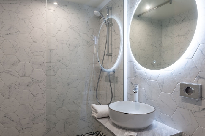 Imagen de la habitación del Hotel The Originals City, Hôtel Rennes Sud. Foto 2