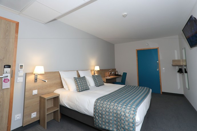 Imagen de la habitación del Hotel The Originals City, H&ocirc;tel de la Confluence. Foto 10