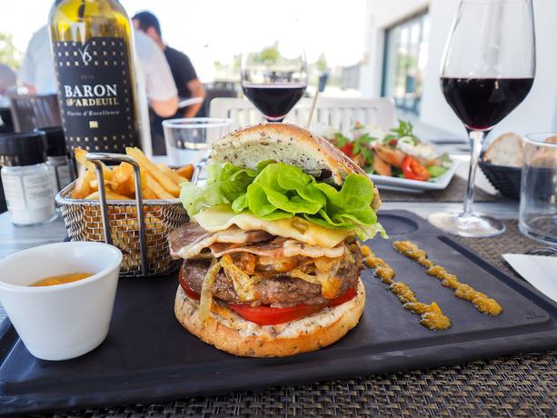 Imagen de la habitación del Hotel The Originals City, H&ocirc;tel de la Confluence. Foto 14