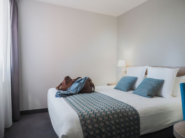 Imagen de la habitación del Hotel The Originals City, H&ocirc;tel de la Confluence. Foto 19