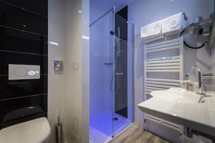 Imagen de la habitación del Hotel The Originals City, La Saulaie, Saumur Ouest. Foto 9