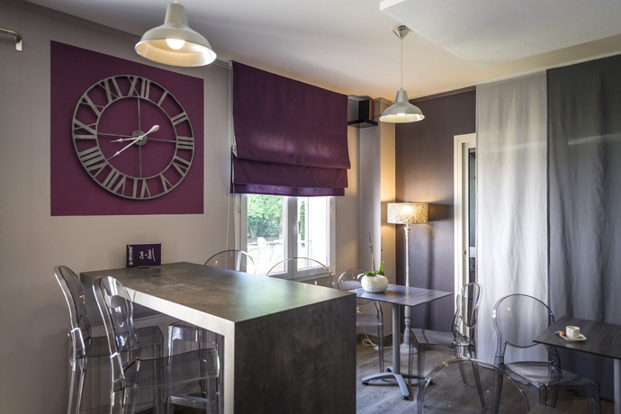 Imagen del bar/restaurante del Hotel The Originals City, La Saulaie, Saumur Ouest. Foto 2