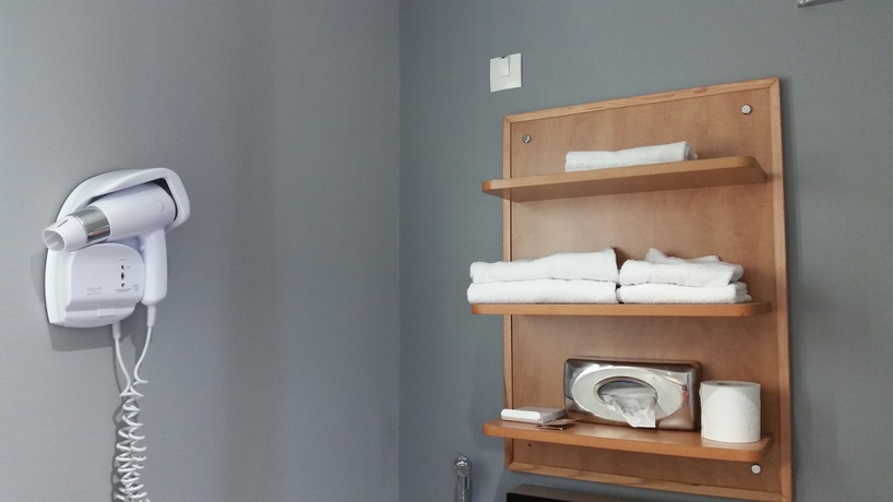 Imagen de la habitación del Hotel The Originals City, Le Berry, Bourges. Foto 16