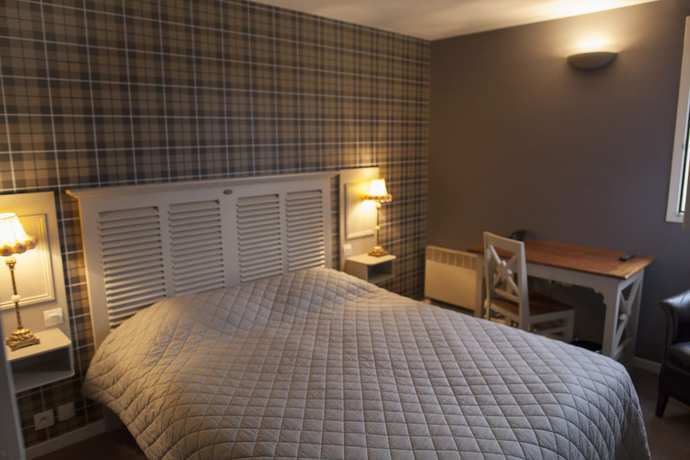 Imagen de la habitación del Hotel The Originals City, Le Cottage H&ocirc;tel. Foto 2