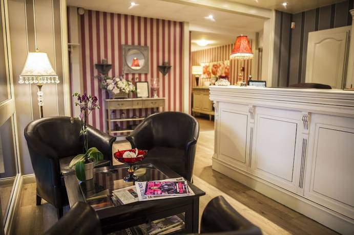 Imagen de los interiores del Hotel The Originals City, Le Cottage H&ocirc;tel. Foto 19
