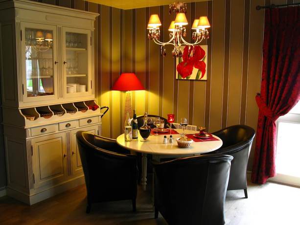 Imagen de la habitación del Hotel The Originals City, Le Cottage H&ocirc;tel. Foto 12