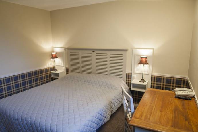 Imagen de la habitación del Hotel The Originals City, Le Cottage H&ocirc;tel. Foto 13