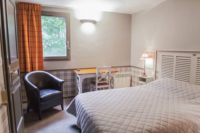 Imagen de la habitación del Hotel The Originals City, Le Cottage H&ocirc;tel. Foto 15