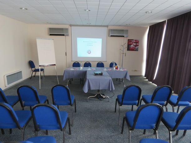 Imagen de los interiores del Hotel The Originals City, Le Forum, Strasbourg Nord. Foto 17