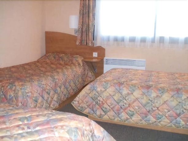 Imagen de la habitación del Hotel The Originals City, Le Logis D'elb&eacute;e. Foto 11