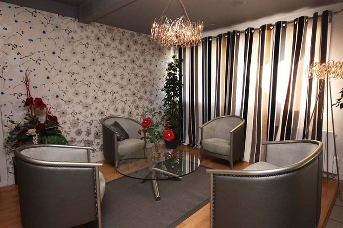 Imagen de los interiores del Hotel The Originals City, Le Louisiane. Foto 11