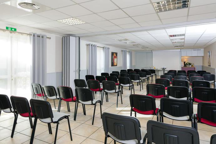 Imagen general del Hotel The Originals City, Le Pavillon, Béziers Est. Foto 11