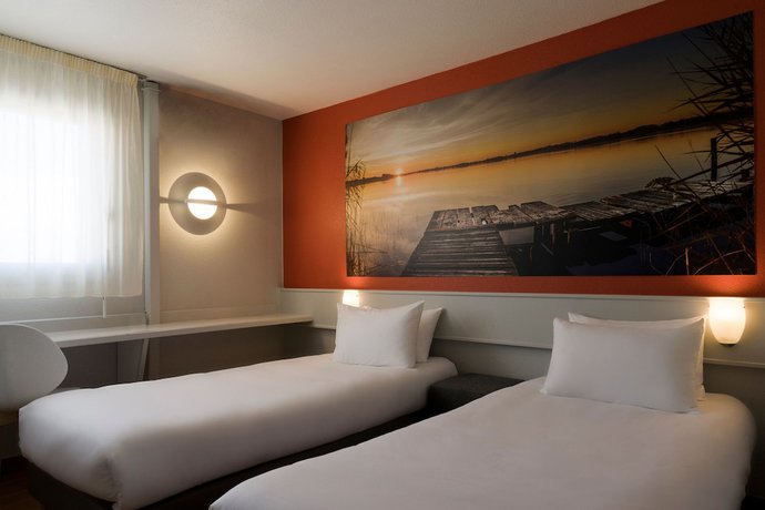 Imagen de la habitación del Hotel The Originals City, Le Puech. Foto 5