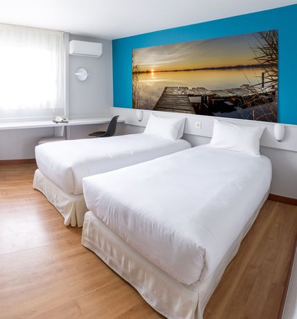 Imagen de la habitación del Hotel The Originals City, Le Puech. Foto 6