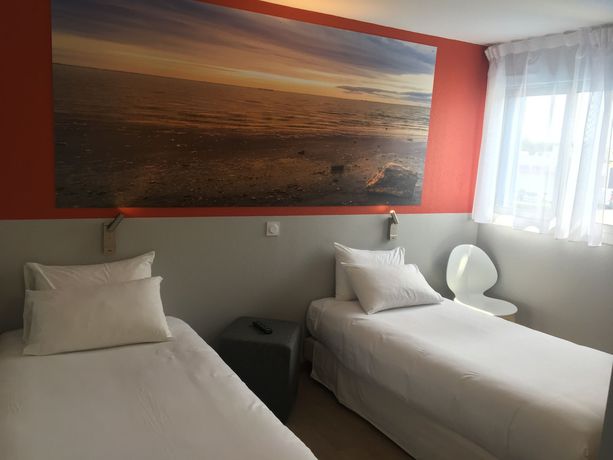 Imagen de la habitación del Hotel The Originals City, Le Puech. Foto 15