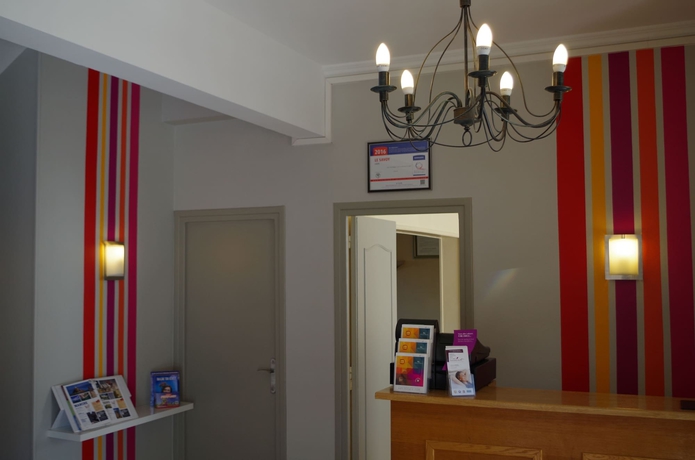 Imagen de los interiores del Hotel The Originals City, Le Savoy, Caen. Foto 18