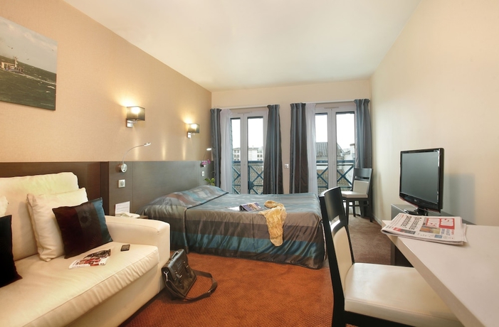 Imagen de la habitación del Hotel The Originals City, Les Thermes De L'avenue. Foto 8