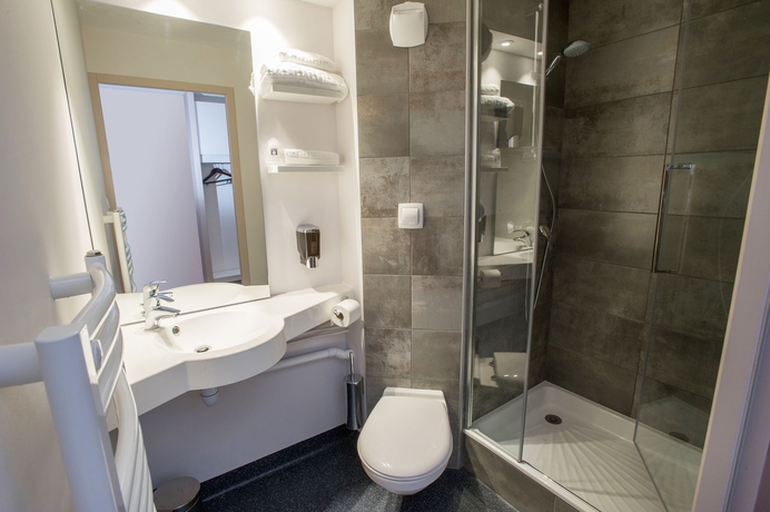 Imagen de la habitación del Hotel The Originals City Limoges Sud. Foto 9