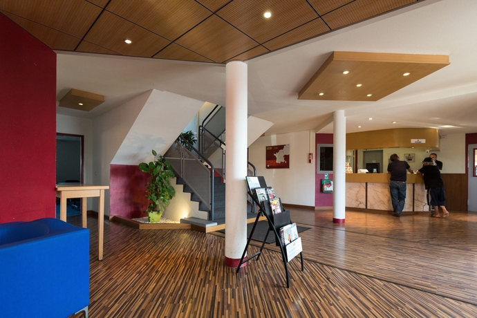Imagen de los interiores del Hotel The Originals City Marseille A&eacute;roport. Foto 14