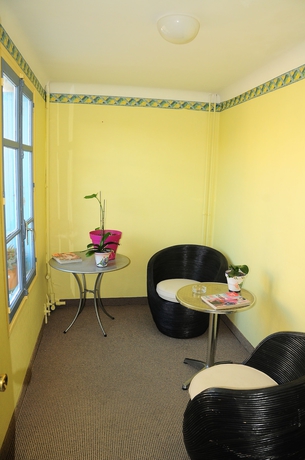 Imagen de los interiores del Hotel The Originals City, Mondial, Perpignan. Foto 19