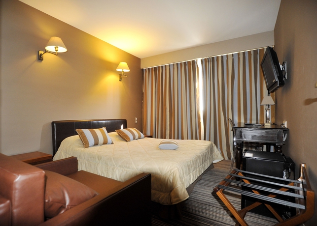 Imagen de la habitación del Hotel The Originals City, Napol&eacute;on, La Roche-sur-yon. Foto 7