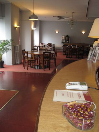 Imagen de los interiores del Hotel The Originals City, Nevers Centre Gare. Foto 10