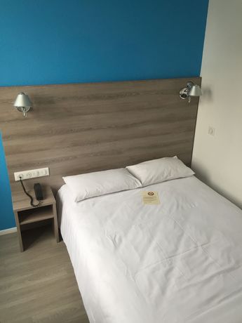 Imagen de la habitación del Hotel The Originals City, Nevers Centre Gare. Foto 8