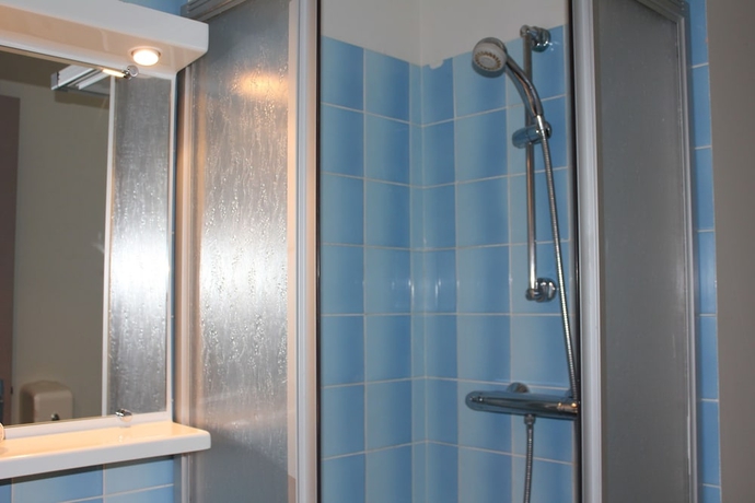 Imagen de la habitación del Hotel The Originals City, Novella Nantes Centre Gare. Foto 12