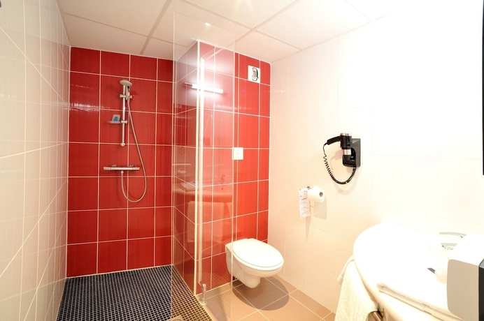 Imagen de la habitación del Hotel The Originals City, Novella Premium, Nantes Est. Foto 5