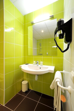 Imagen de la habitación del Hotel The Originals City, Novella Premium, Nantes Est. Foto 7