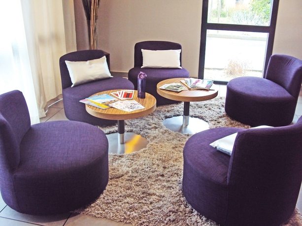Imagen de los interiores del Hotel The Originals City, Novella Premium, Nantes Est. Foto 12